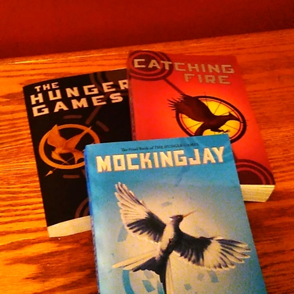 Suzanne Collins Hunger Games Series